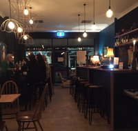 Two Sisters Food and Wine - Accommodation in Brisbane