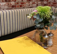 Zeea's Eatery - Brickworks - Accommodation in Brisbane