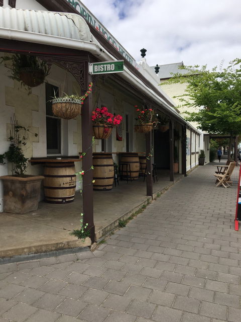 Robin Hood Hotel - Accommodation in Brisbane 12