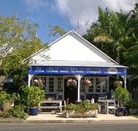 The Blue and White Teapot Cafe - Accommodation in Brisbane