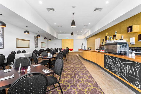 Quality Suites Point Cook Seasons 5 - Accommodation in Brisbane 15