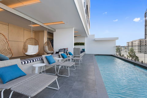 Arise Ivy And Eve - Accommodation in Brisbane 3