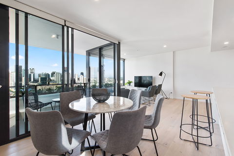 Arise Ivy And Eve - Accommodation in Brisbane 16