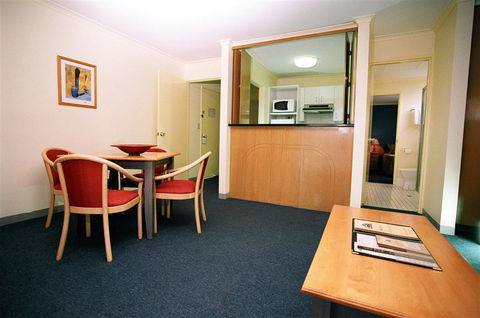 Mount Ommaney Hotel Apartments - Accommodation in Brisbane 4