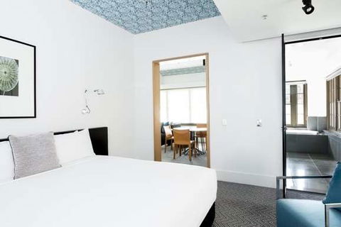 Peppers Gallery Hotel, Canberra - Accommodation in Brisbane 12
