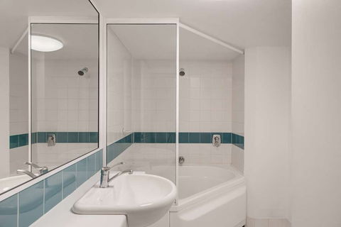 Adina Serviced Apartments James Court - Accommodation in Brisbane 11
