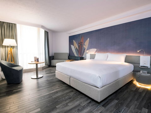 Novotel Surfers Paradise - Accommodation in Brisbane 2
