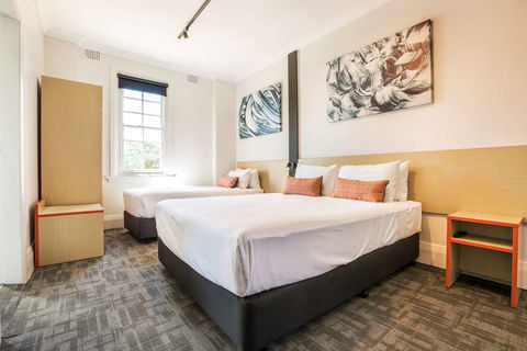 Nightcap At Regents Park Hotel - Accommodation in Brisbane 4