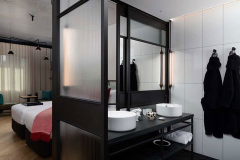 QT Melbourne - Accommodation in Brisbane 6