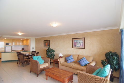 At Waters Edge Resort - Accommodation in Brisbane 5