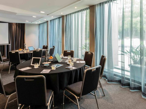 Quay West Suites Melbourne - Accommodation in Brisbane 11