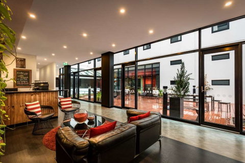 Essence Hotel Carlton - Accommodation in Brisbane 2