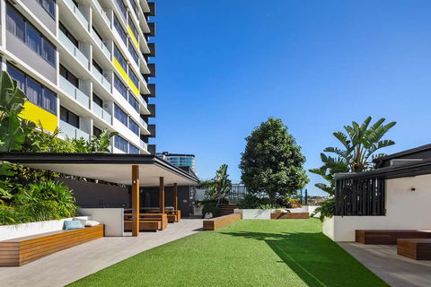 Alcyone Hotel Residences - Accommodation in Brisbane 3