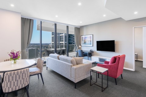 Meriton Suites Kent Street - Accommodation in Brisbane 4