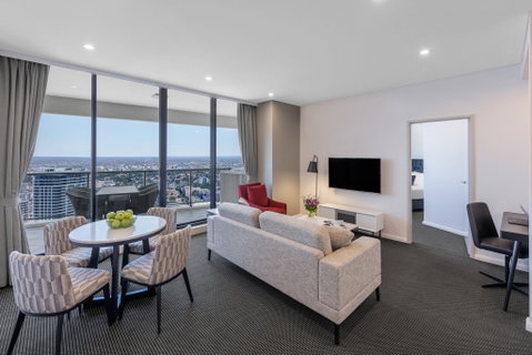 Meriton Suites Kent Street - Accommodation in Brisbane 9