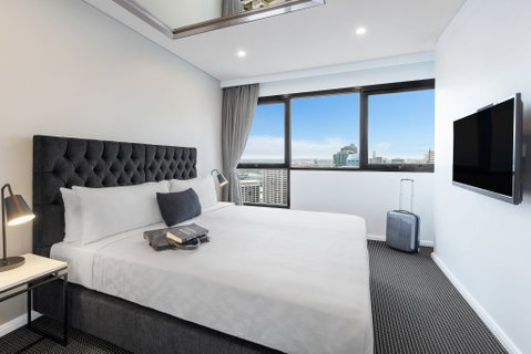 Meriton Suites Kent Street - Accommodation in Brisbane 11