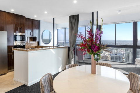 Meriton Suites Kent Street - Accommodation in Brisbane 14