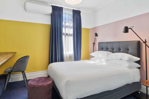 Hotel Harry, An Ascend Hotel - Accommodation in Brisbane 4