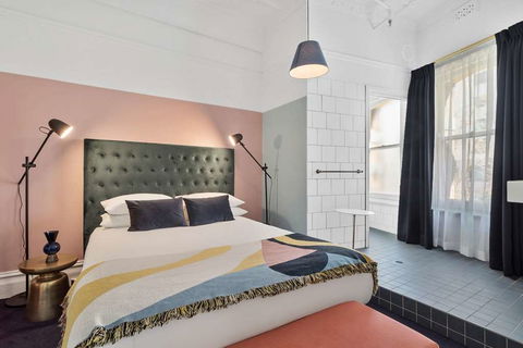 Hotel Harry, An Ascend Hotel - Accommodation in Brisbane 10