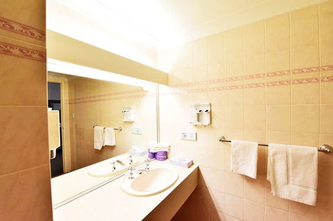 Diplomat Motel Alice Springs - Accommodation in Brisbane 12