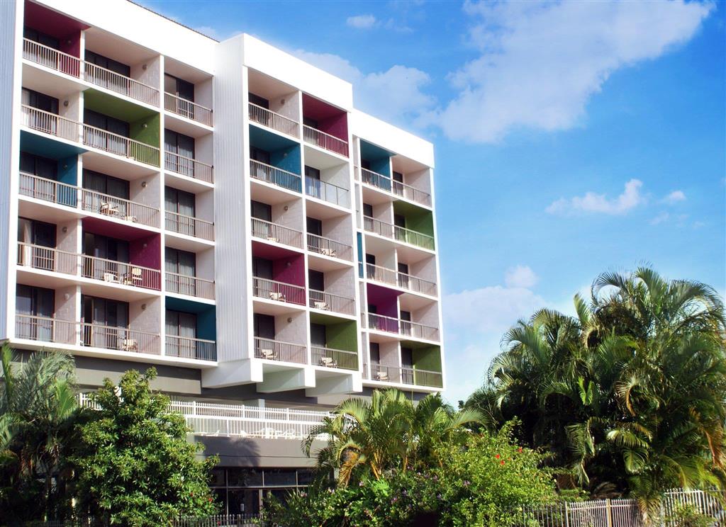 Cairns North QLD Accommodation in Brisbane