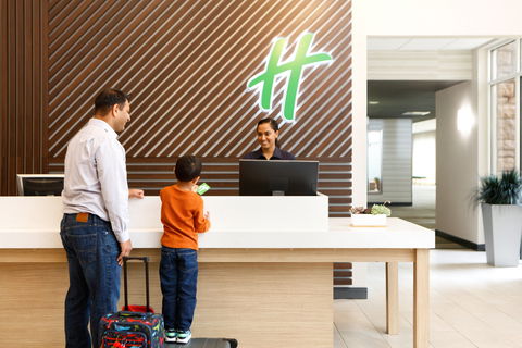 Holiday Inn Dandenong - Accommodation in Brisbane 2