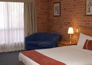 Akuna Motor Inn - Accommodation in Brisbane 0