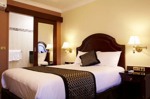 Albury Georgian - Accommodation in Brisbane 2