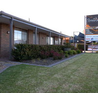 Pevensey Motor Lodge - Accommodation in Brisbane