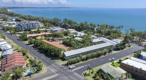 The Beach Motel Hervey Bay - Accommodation in Brisbane 0