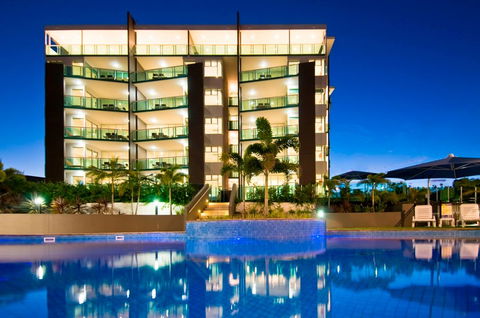 Akama Resort - Accommodation in Brisbane 0