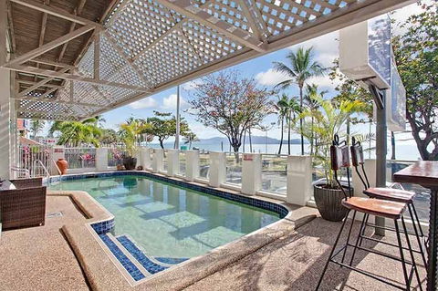 Beach House Motel - Accommodation in Brisbane 2