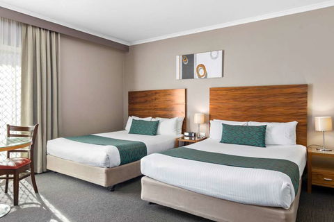 Quality Hotel Dickson - Accommodation in Brisbane 2