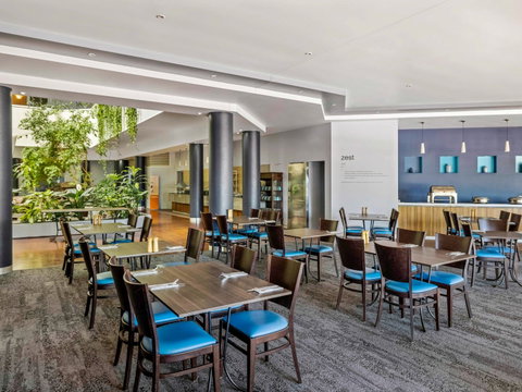 Novotel Darwin Atrium - Accommodation in Brisbane 11