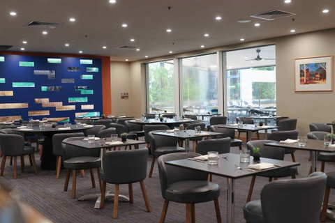 DoubleTree by Hilton Esplanade Darwin - Accommodation in Brisbane 12