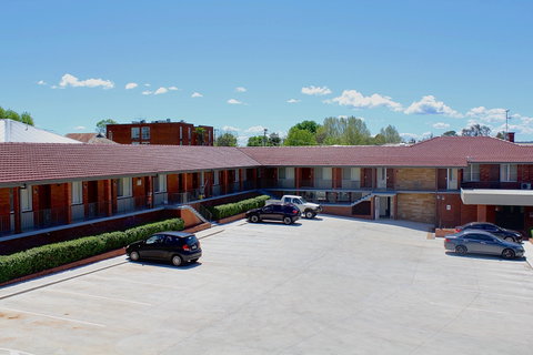 Governor Macquarie Motor Inn - Accommodation in Brisbane 3