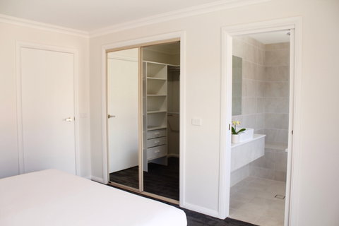 Governor Macquarie Motor Inn - Accommodation in Brisbane 13