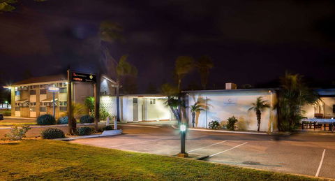 Hospitality Geraldton, SureStay By BW - Accommodation in Brisbane 0