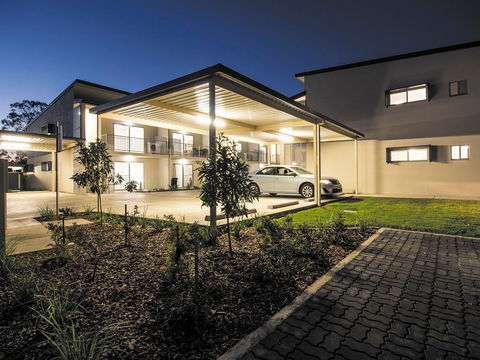 Oaks Middlemount - Accommodation in Brisbane 0