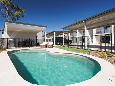 Oaks Middlemount - Accommodation in Brisbane 2