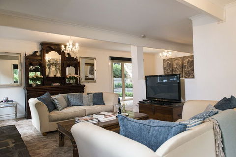 Adeline Bed & Breakfast - Accommodation in Brisbane 14