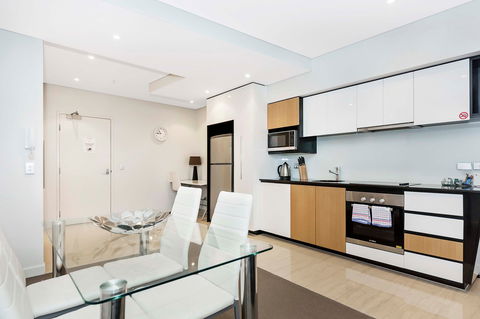 Astra Apartments Perth - Accommodation in Brisbane 8