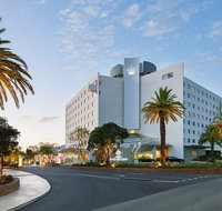 Crown Promenade Perth - Accommodation in Brisbane