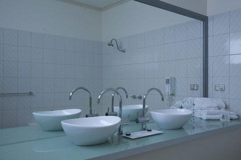 Beau Monde International - Accommodation in Brisbane 11