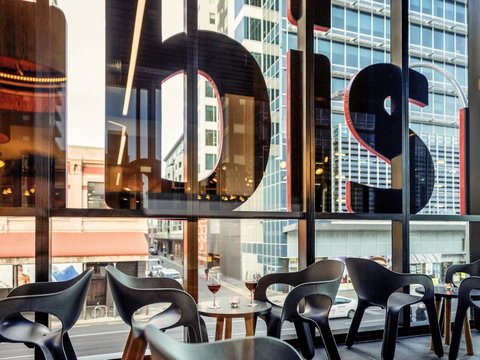 Ibis Adelaide - Accommodation in Brisbane 1