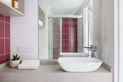 Hotel Hacienda - Accommodation in Brisbane 2