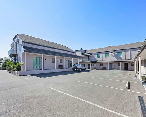 Quality Inn & Suites Menzies - Accommodation in Brisbane 2