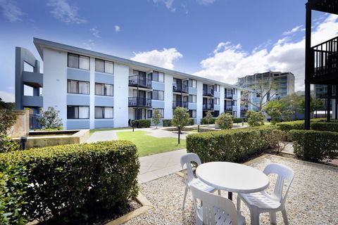 Assured Waterside Apartments - Accommodation in Brisbane 0