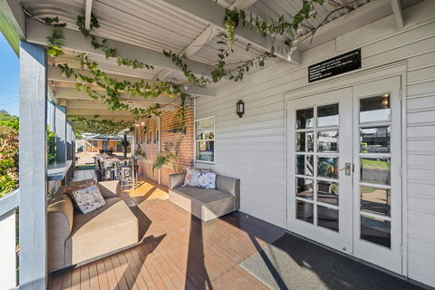 Ambassador On Ruthven Motel - Accommodation in Brisbane 1