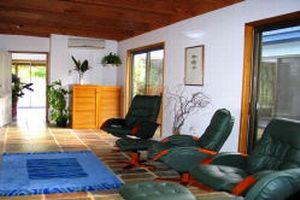 Hillcrest Mountain View Retreat - Accommodation in Brisbane 3
